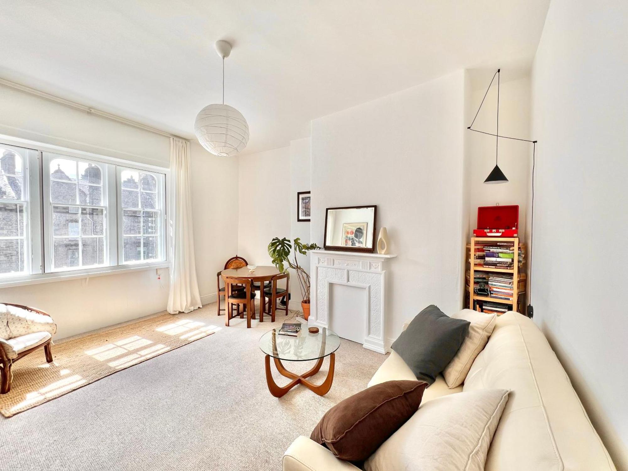 Bright Old Town City Centre Apartment إدنبرة المظهر الخارجي الصورة